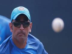 
      
      Nagpur ODI: Dhoni engages in fun race with fan
      
      