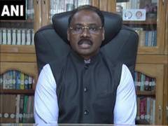 
      
      J-K Lt Guv interacts with traders, representatives of various...
      
      