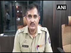 
      
      Maharashtra: Four cops injured in clash at Nanded Gurudwara 
      
      