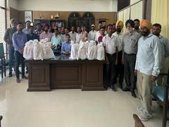 
      
      102 kg drugs concealed in Mulethi consignment seized in Attari 
      
      
