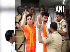 
      
      Bombay HC refuses to quash FIR against MP  Navneet Rana, husband
      
      