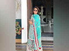 
      
      Neetu Kapoor grooves to Nora Fatehi's popular song
      
      