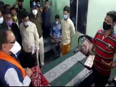 
      
      CM Shivraj Singh Chouhan inspects night shelters in Indore
      
      