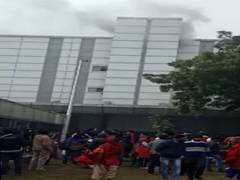 
      
        Fire breaks out at Noida's ESIC hospital, 3 fire tenders on spot
      
      