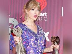 
      
      Man arrested after trying to get into Taylor Swift's NYC apartment
      
      