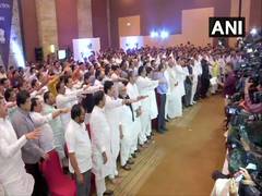 
      
      Maharashtra: MLAs of Congress-NCP-Shiv Sena take pledge, say...
      
      