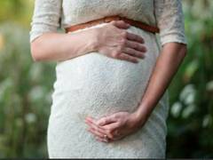 
      
       Study finds miscarriage may increase during summer
      
      