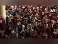 
      
      Devotees offer prayers for Dalai Lama's long life 
      
      