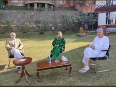 
      
      Mehbooba Mufti to attend meeting of 'Gupkar Declaration'...
      
      