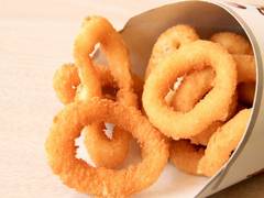 
    When coronavirus cancelled their wedding, UK couple went ahead with onion rings 
    