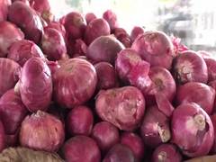 
      
      Onion prices up by 300 per cent in Hyderabad
      
      