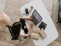 
    Study finds positive outcomes of digital teaching
    