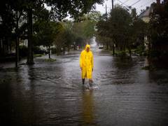 
      
      Monsoon in India: IMD forecasts heavy rainfall in several states 
      
      
