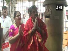 
      
      Tamil Nadu CM Palaniswami offers prayers at Lord Balaji...
      
      