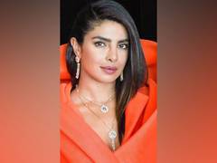 
      
      Priyanka Chopra gives a glimpse of her 'Soul Sunday'
      
      