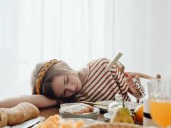 
      
      Research: Women with anorexia likely to have underweight babies
      
      