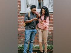 
    Study analyses impact of social media on well-being of teens
    