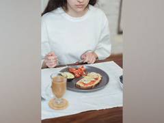 
      
      Eating proteins from various varieties of sources may lower...
      
      