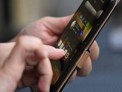 
      
      LG will call its next-in-line premium smartphone 'Velvet'
      
      