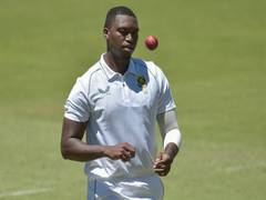 
      
      SA vs Ind, 1st Test: Hosts keep run flow in check, Kohli and...
      
      