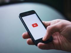
      
      YouTube Premium subscribers can now use iOS...
      
      