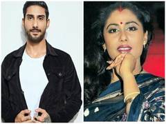 
      
      Prateik Babbar remembers his mother Smita Patil
      
      