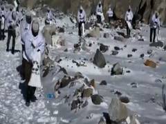 
      
      Army jawans participated in plogging at Siachen base camp 
      
      