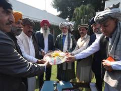 
      
      PM Modi meets Afghanistan Sikh-Hindu delegation; they thank...
      
      