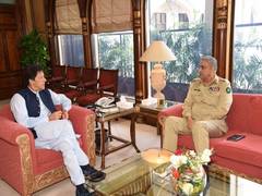 
      
      J&K discussed during meeting between Pak PM, CoAS
      
      