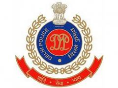 
      
      Delhi: Police busts major gang of burglars
      
      