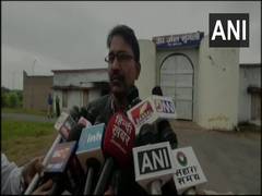 
      
      Four inmates including rape accused escape from Chhattisgarh jail
      
      
