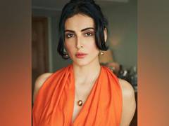 
      
      Mandana Karimi reveals she had an abortion 
      
      