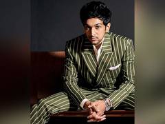 
      
      Pratik Gandhi roped in to play Mahatma Gandhi in new project 
      
      