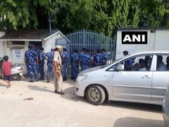 
      
      Prayagraj: CBI raids Atiq Ahmed's residence amid tight security
      
      