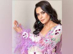 
      
      Preity Zinta recalls spending her childhood days at apple...
      
      