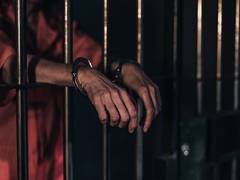 
      
      Number of Covid infections surpasses 300 in Karachi jail
      
      