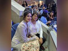 
      
      Priyanka Chopra, her mom cheers for Serena Williams at US open
      
      