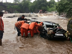 
      
      Maharashtra: 12 dead as heavy rains, flood wreak havoc in Pune
      
      