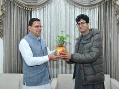
      
      Lyricist Prasoon Joshi meets Uttarakhand CM Pushkar Singh Dhami 
      
      