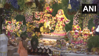 
      
      Devotees throng temples to seek Lord Krishna’s blessings
      
      