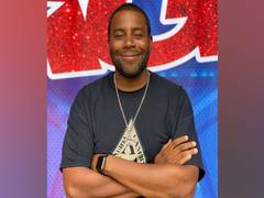 
      
      Nickelodeon Kids' Choice Awards to be hosted by 'SNL' star...
      
      