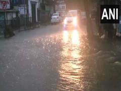 
      
      Heavy waterlogging in Gurugram as heavy rain lashes city
      
      