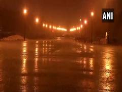 
      
      Rain lashes parts of Delhi on Saturday morning
      
      