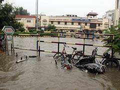 
      
      Chhattisgarh, Jharkhand likley to receive heavy rainfall...
      
      
