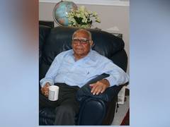 
      
      B-town mourns demise of veteran lawyer Ram Jethmalani
      
      