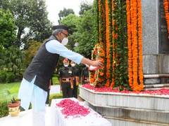 
      
      Uttarakhand CM pays tributes to soldiers of Kargil War 
      
      