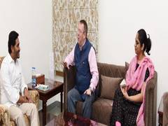 
      
      UK Deputy Commissioner meets Andhra Pradesh CM
      
      