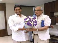 
      
      Andhra CM meets Niti Ayog VC; seeks Centre's help for development
      
      