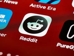 
      
      Reddit Talk gets recordings and web support
      
      