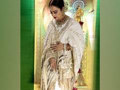 
      
      Shabana Azmi, Shilpa Shetty, more pen beautiful birthday...
      
      